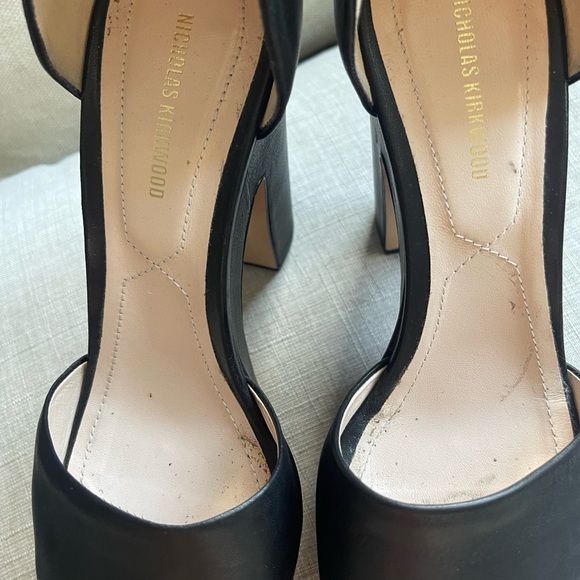 Nicholas kirkwood leather platform sandals with the signature pearl. - Picture 2 of 9